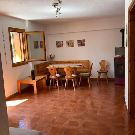 La Maisonnette Apartment *